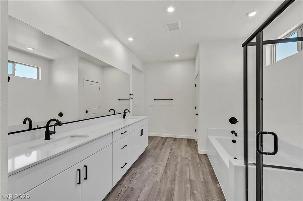 6915 Fordham Creek, North Las Vegas, NV 89084