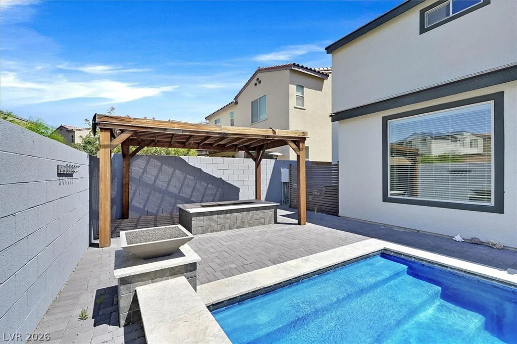6915 Fordham Creek, North Las Vegas, NV 89084