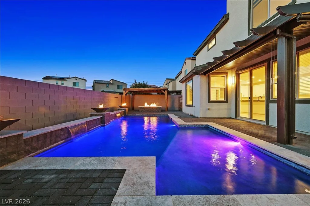 6915 Fordham Creek, North Las Vegas, NV 89084