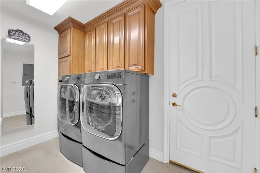 807 Canyon Greens, Las Vegas, NV 89144