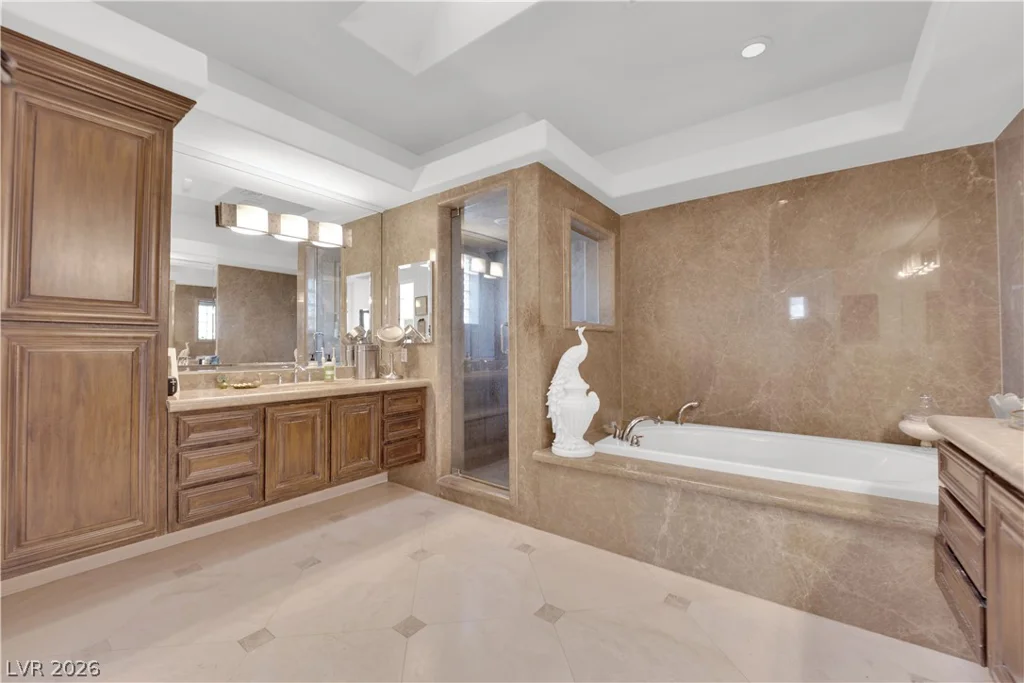 807 Canyon Greens, Las Vegas, NV 89144