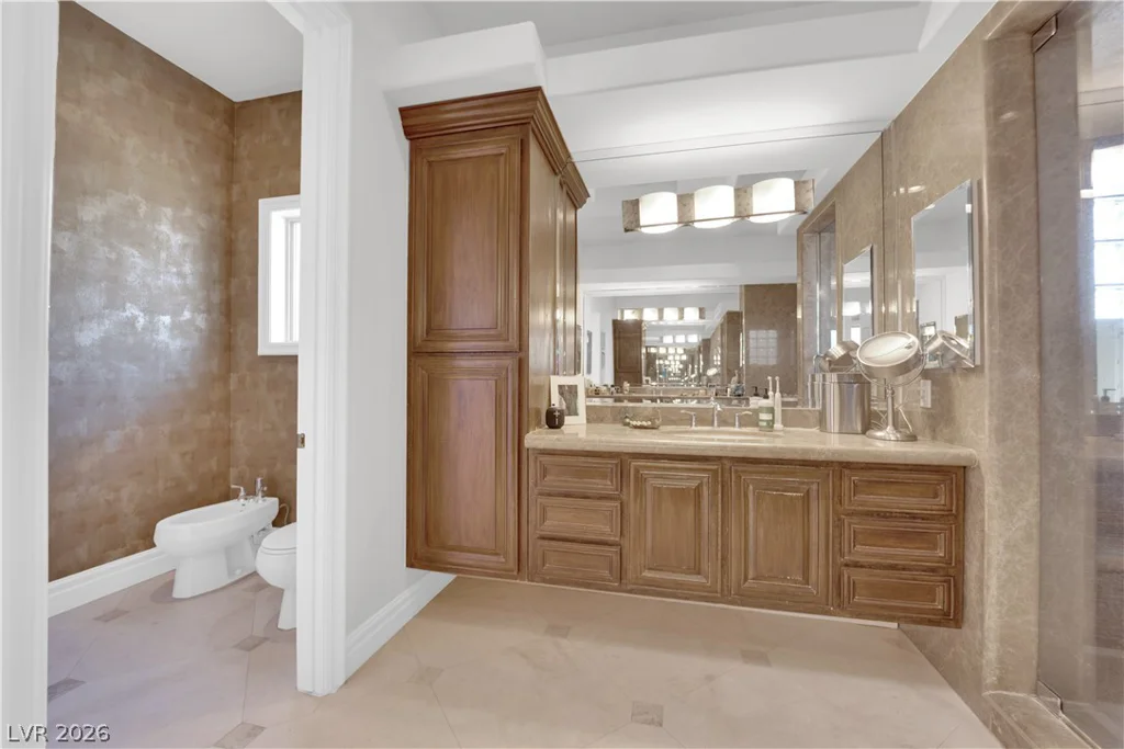 807 Canyon Greens, Las Vegas, NV 89144