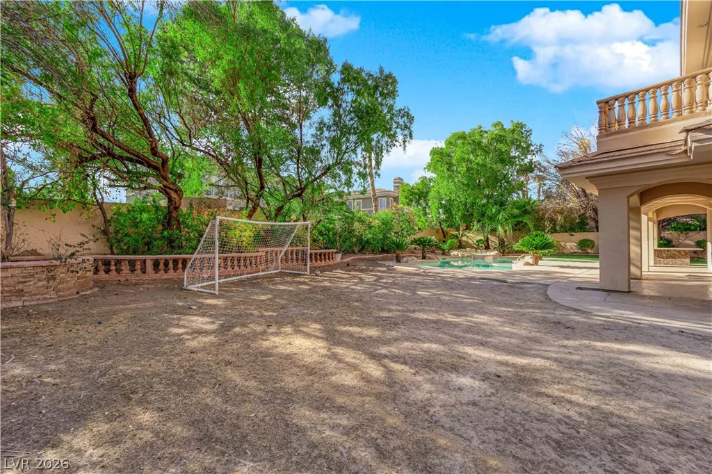 807 Canyon Greens, Las Vegas, NV 89144