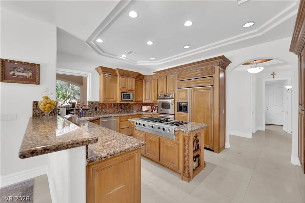 807 Canyon Greens, Las Vegas, NV 89144