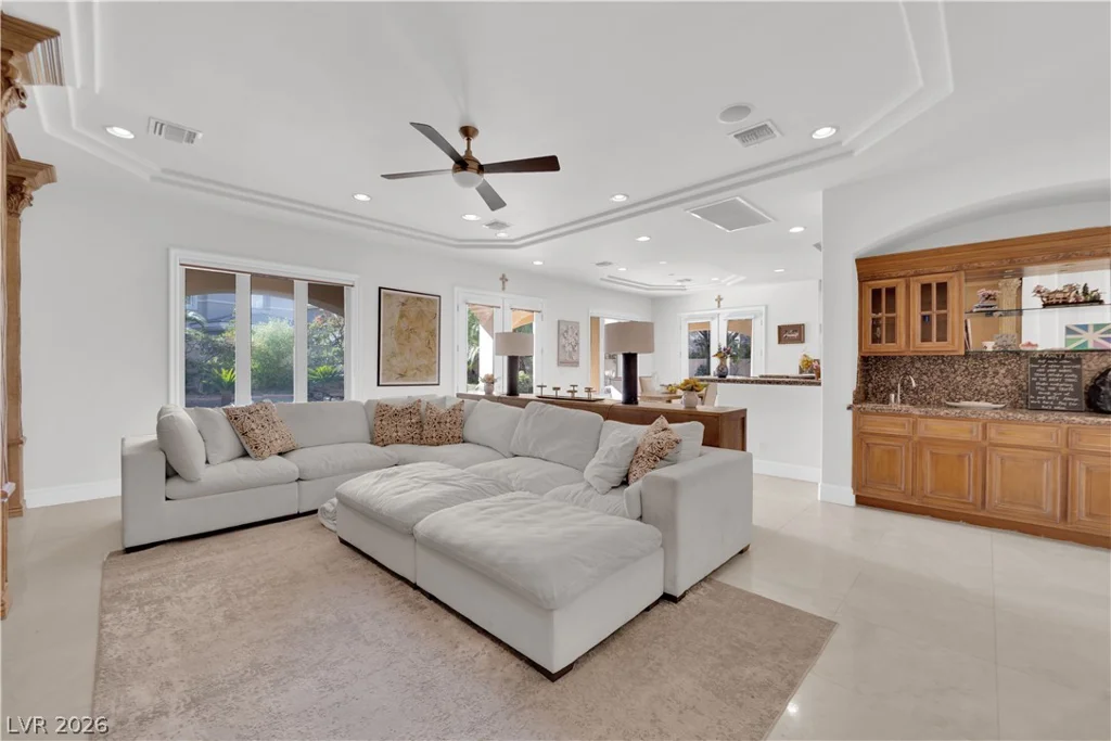 807 Canyon Greens, Las Vegas, NV 89144