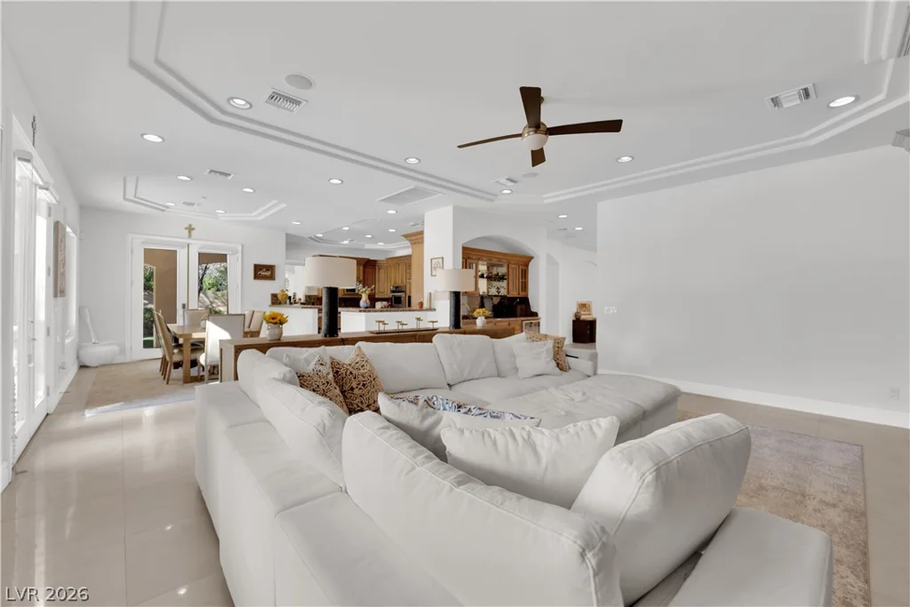 807 Canyon Greens, Las Vegas, NV 89144