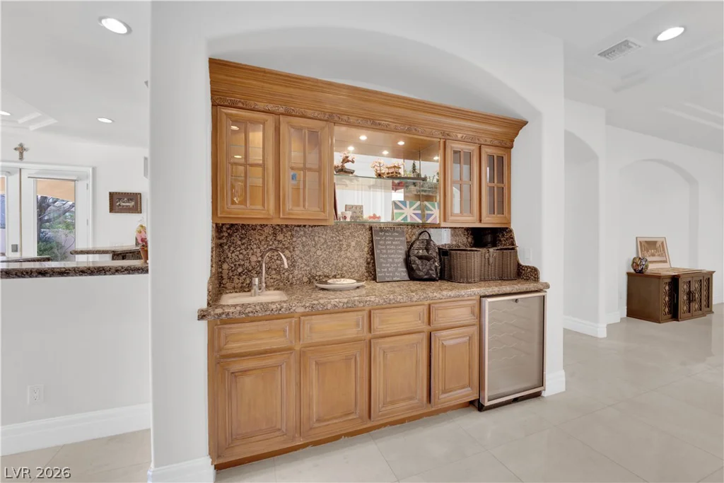 807 Canyon Greens, Las Vegas, NV 89144
