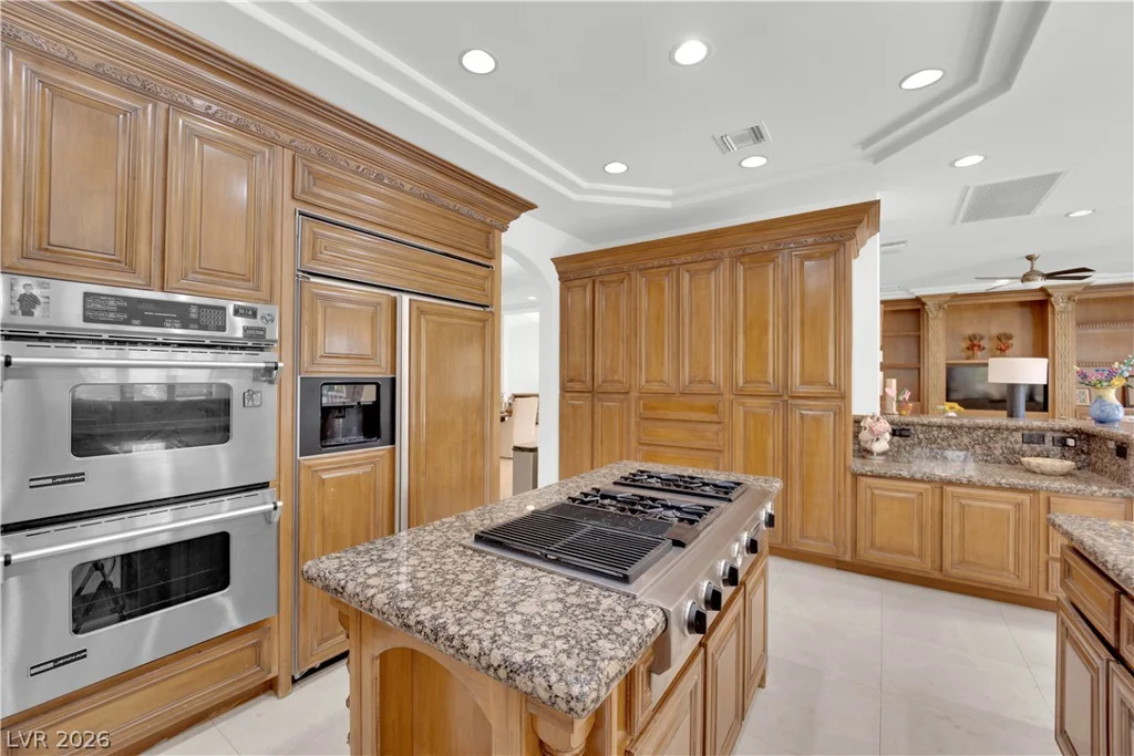 807 Canyon Greens, Las Vegas, NV 89144