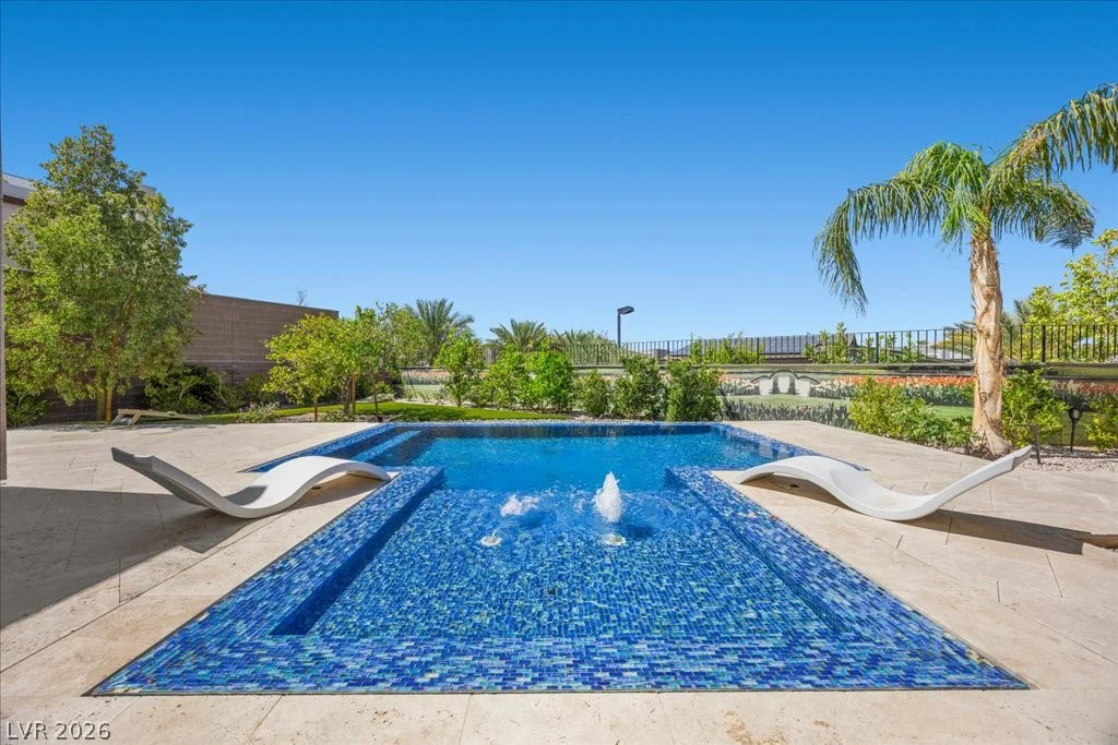 2228 Summit Mesa, Henderson, NV 89052