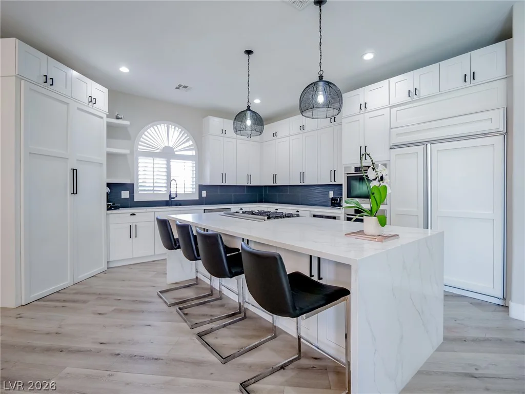 1740 Oval, Las Vegas, NV 89117
