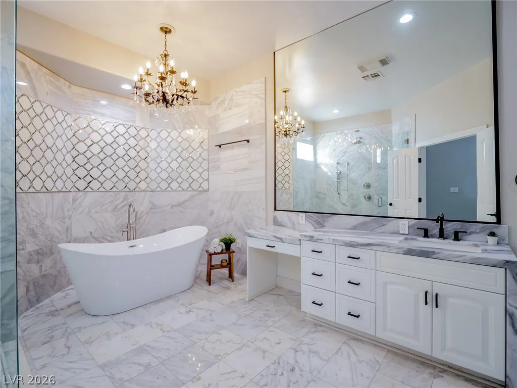 1740 Oval, Las Vegas, NV 89117