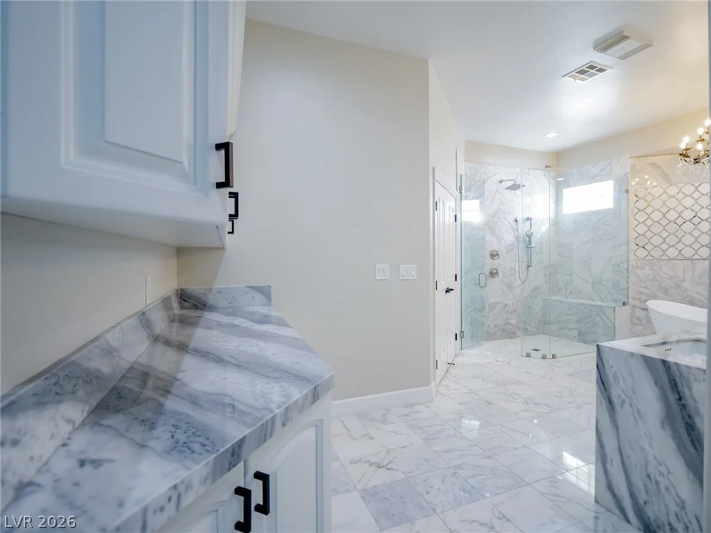 1740 Oval, Las Vegas, NV 89117