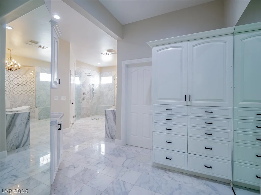 1740 Oval, Las Vegas, NV 89117