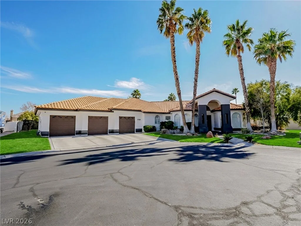 1740 Oval, Las Vegas, NV 89117