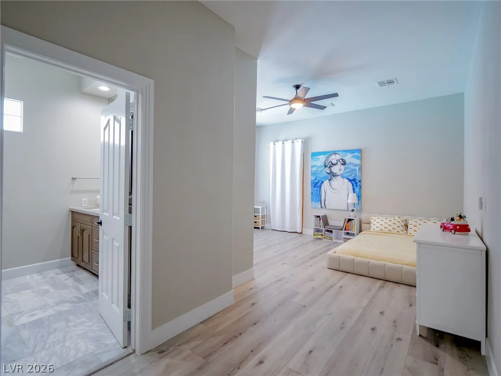 1740 Oval, Las Vegas, NV 89117