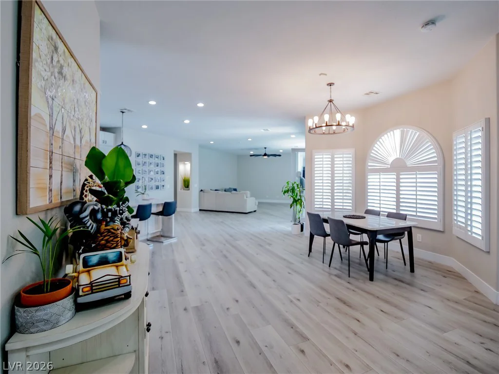 1740 Oval, Las Vegas, NV 89117