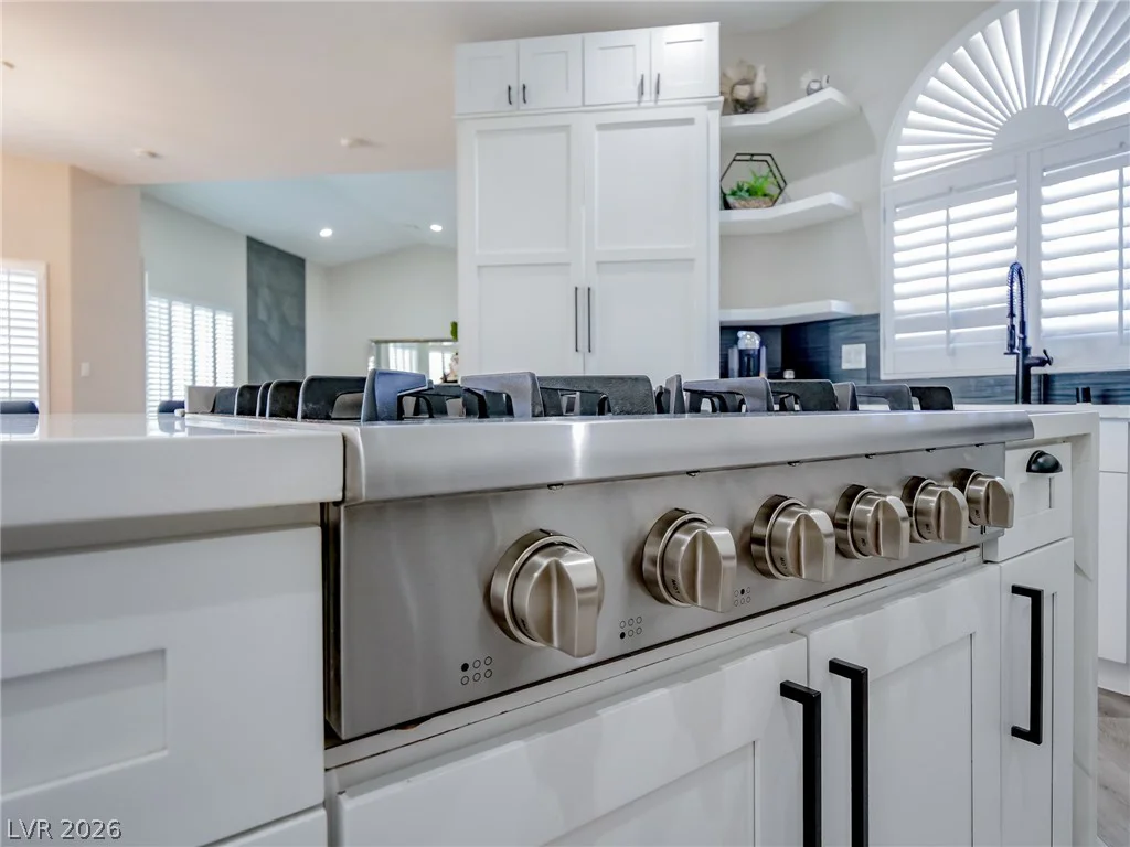 1740 Oval, Las Vegas, NV 89117