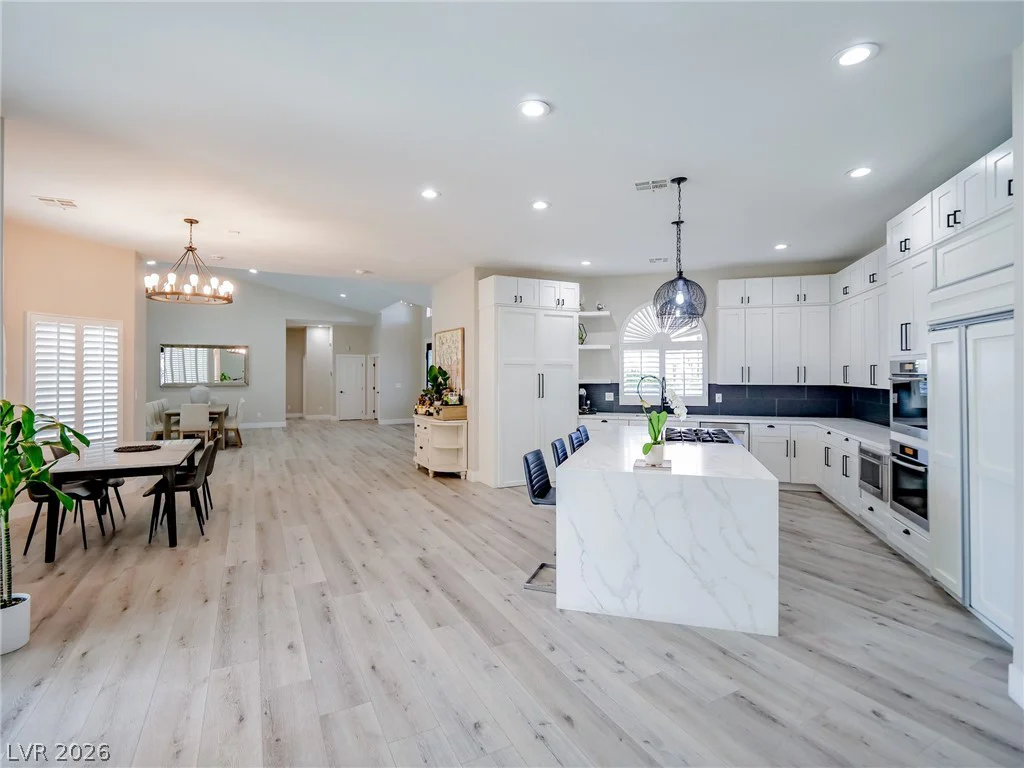 1740 Oval, Las Vegas, NV 89117