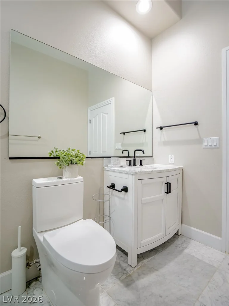 1740 Oval, Las Vegas, NV 89117