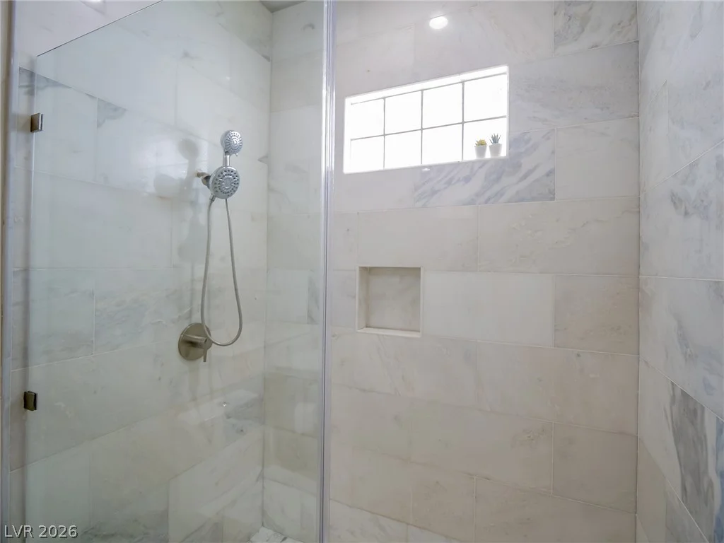 1740 Oval, Las Vegas, NV 89117