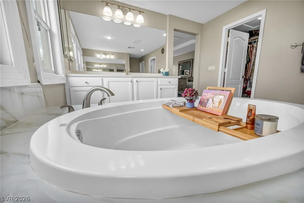 6908 Forest Gate, North Las Vegas, NV 89084