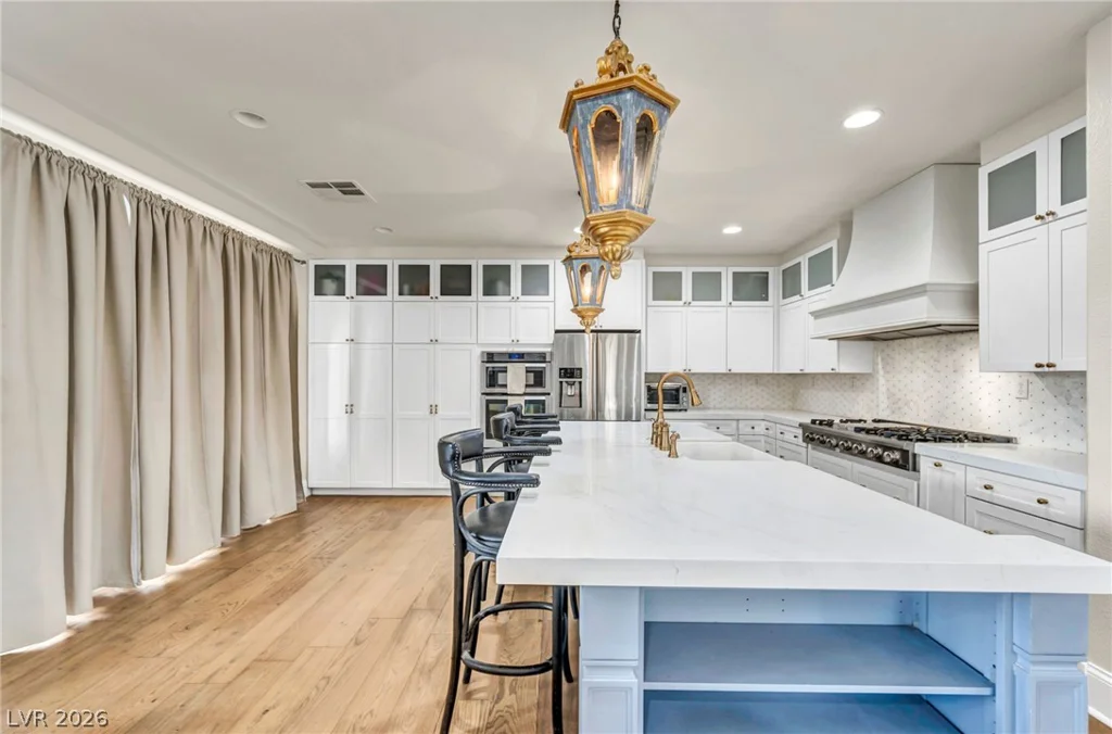 6908 Forest Gate, North Las Vegas, NV 89084