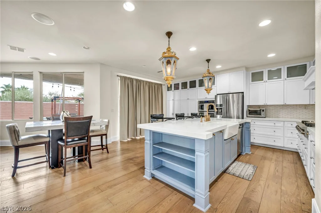 6908 Forest Gate, North Las Vegas, NV 89084