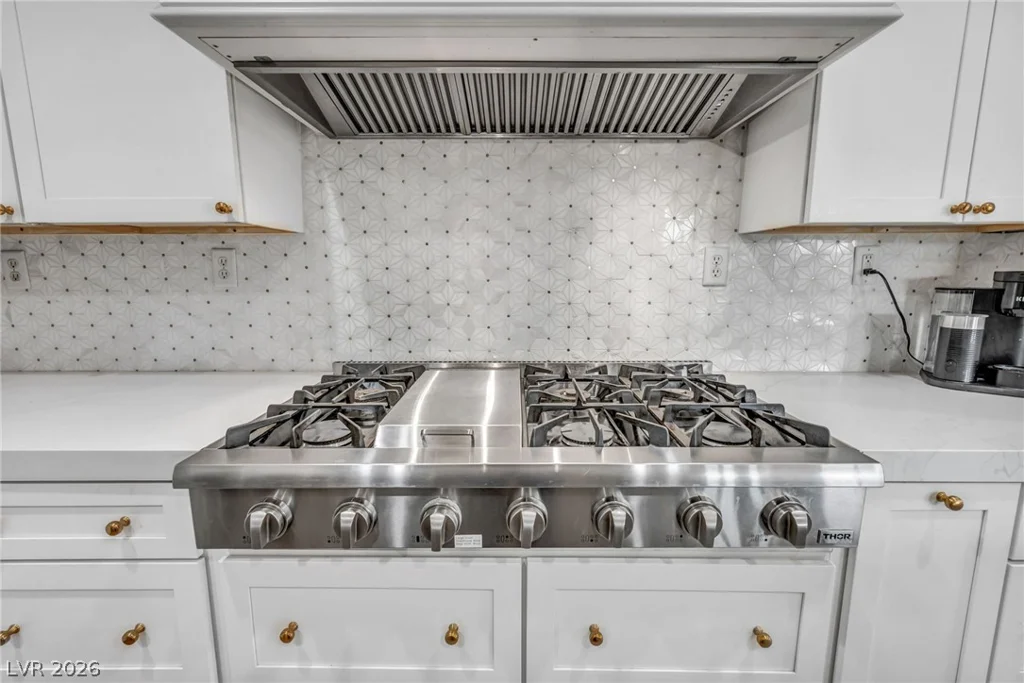 6908 Forest Gate, North Las Vegas, NV 89084