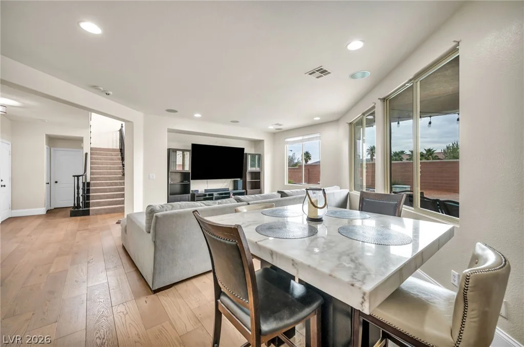 6908 Forest Gate, North Las Vegas, NV 89084
