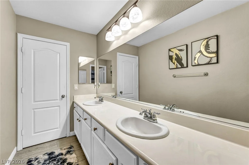 6908 Forest Gate, North Las Vegas, NV 89084