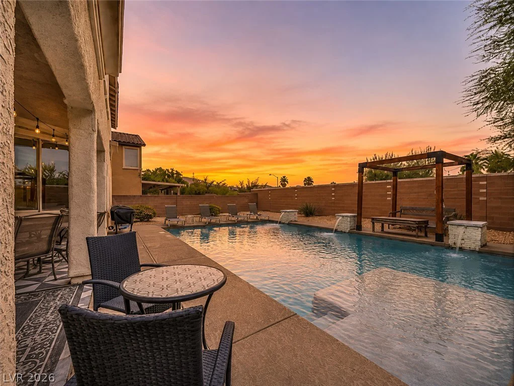 6908 Forest Gate, North Las Vegas, NV 89084