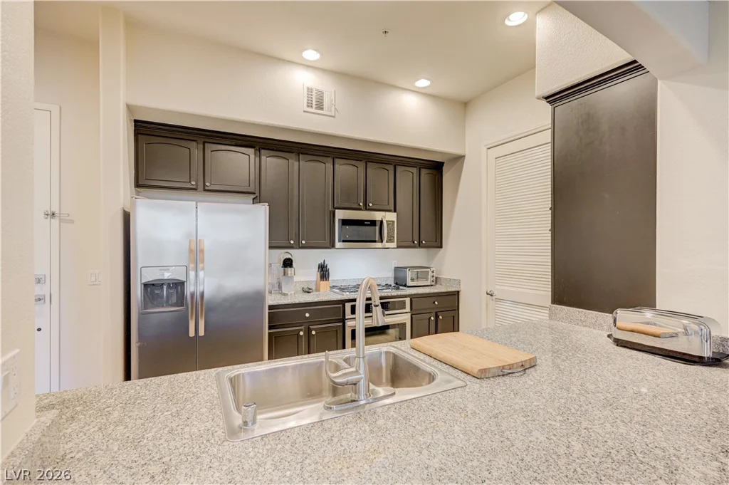 38 Serene, Las Vegas, NV 89123