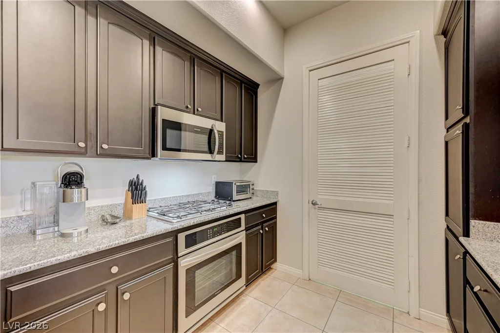 38 Serene, Las Vegas, NV 89123