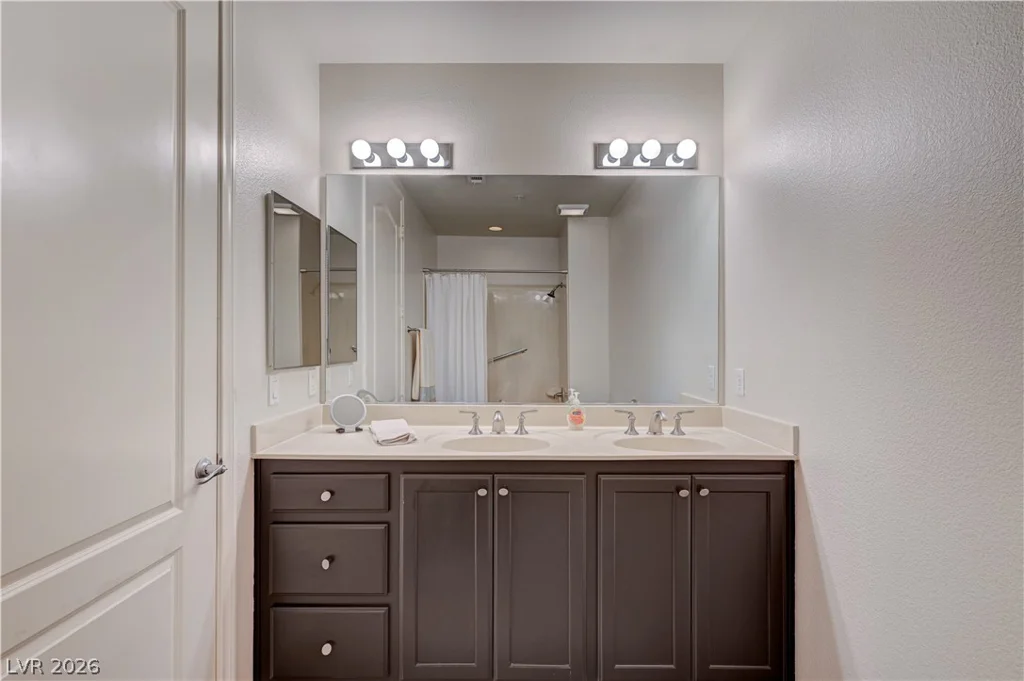 38 Serene, Las Vegas, NV 89123