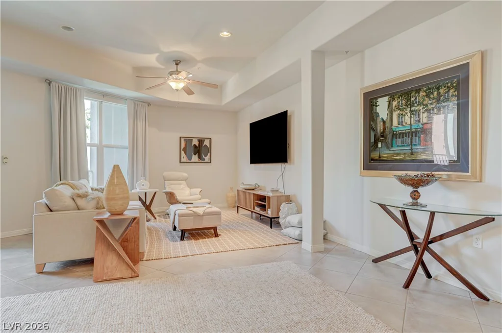 38 Serene, Las Vegas, NV 89123