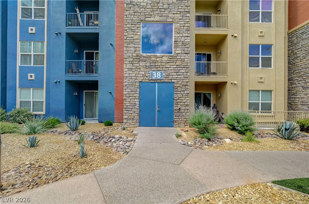 38 Serene, Las Vegas, NV 89123