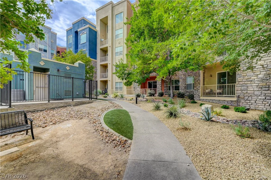 38 Serene, Las Vegas, NV 89123