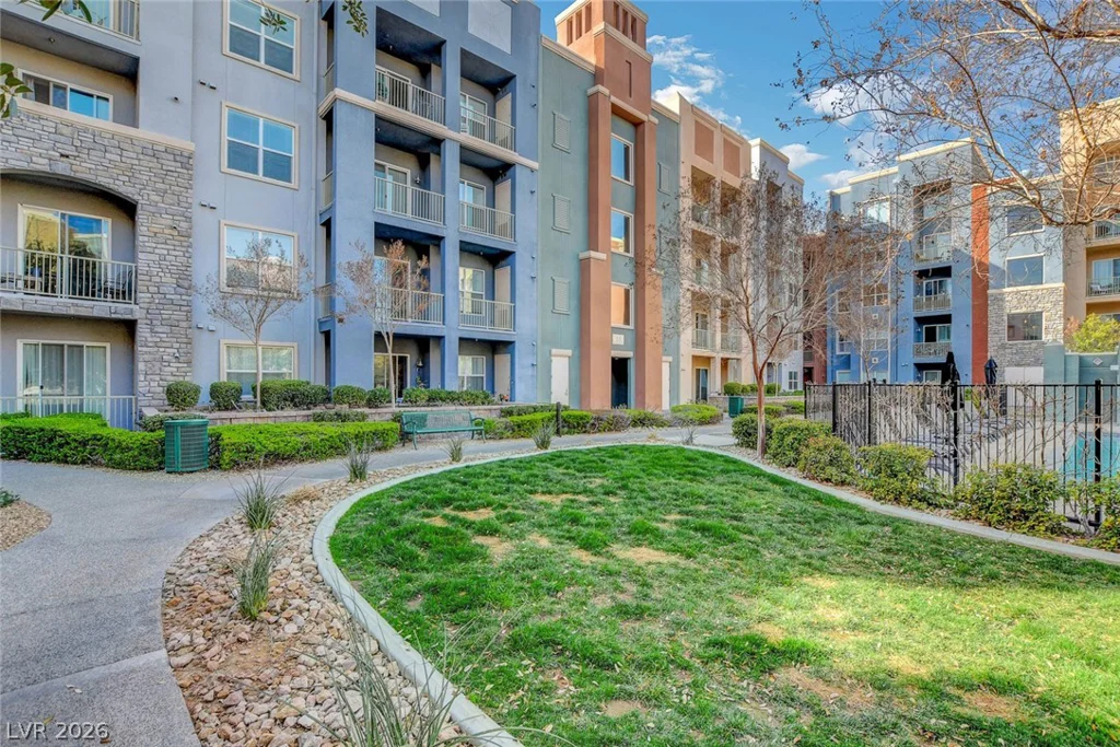 38 Serene, Las Vegas, NV 89123