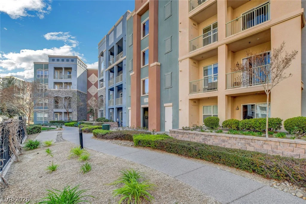 38 Serene, Las Vegas, NV 89123