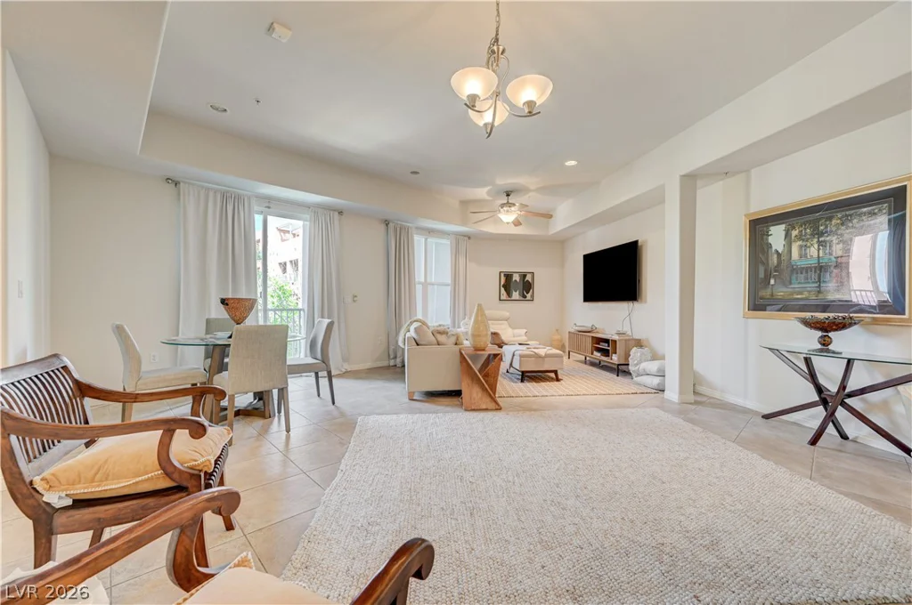 38 Serene, Las Vegas, NV 89123