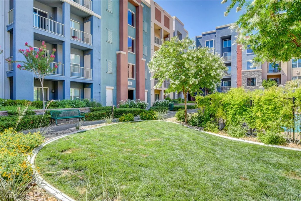 38 Serene, Las Vegas, NV 89123