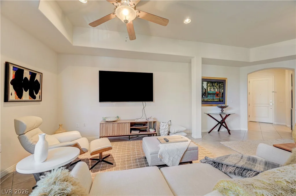 38 Serene, Las Vegas, NV 89123