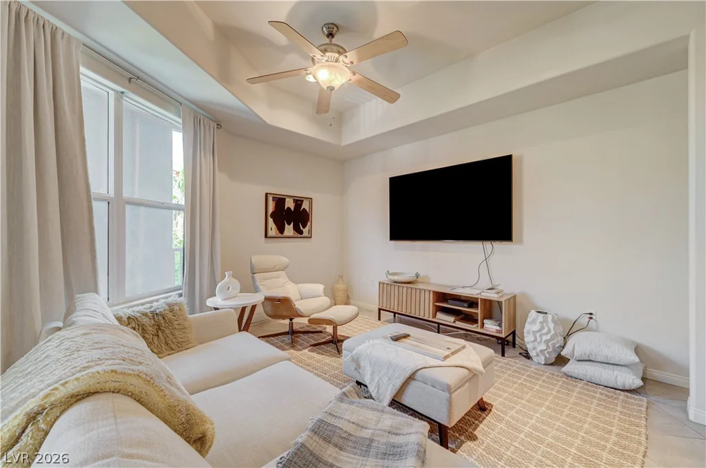 38 Serene, Las Vegas, NV 89123