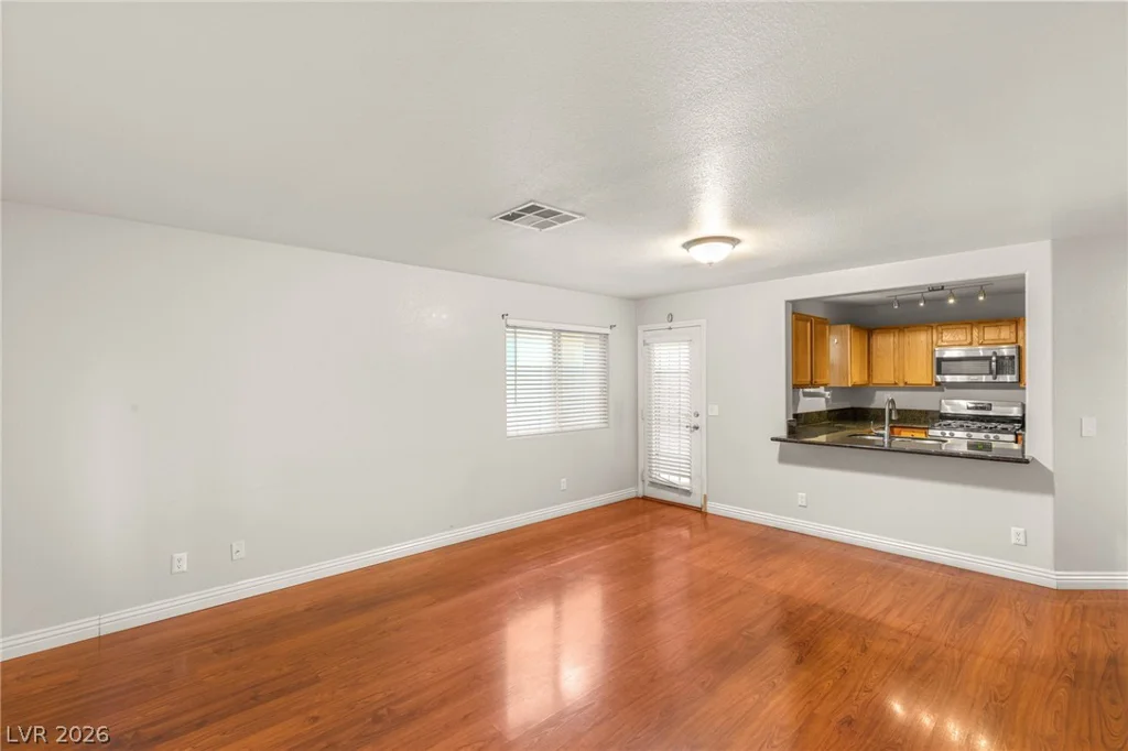 9091 Hombard, Las Vegas, NV 89148