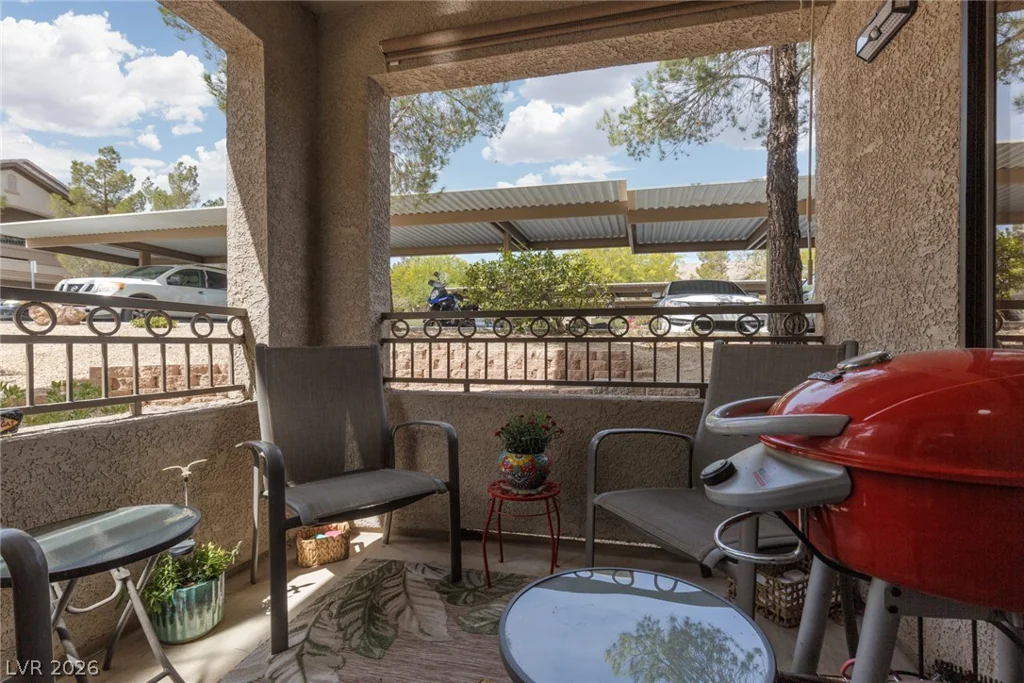 8250 Grand Canyon, Las Vegas, NV 89166