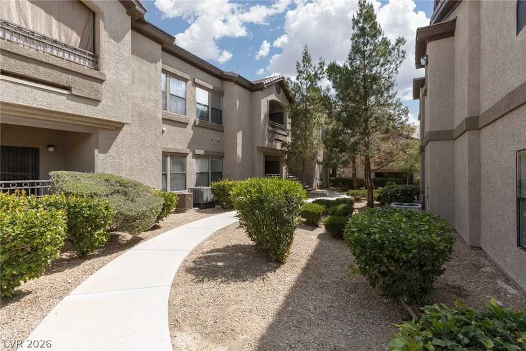 8250 Grand Canyon, Las Vegas, NV 89166