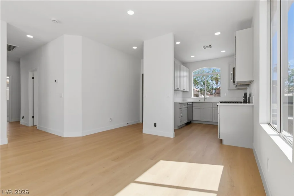 1408 Hometown, Henderson, NV 89074