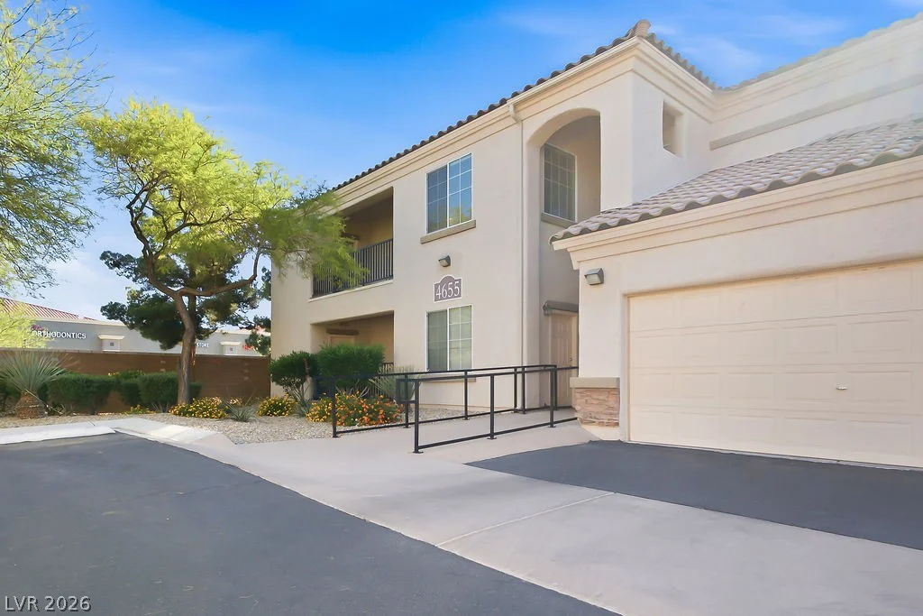 4655 Centisimo, North Las Vegas, NV 89084