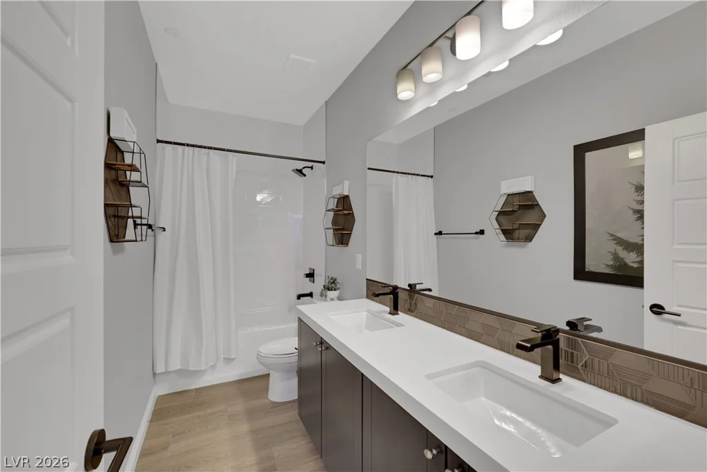 8853 Highland Skye, Las Vegas, NV 89166