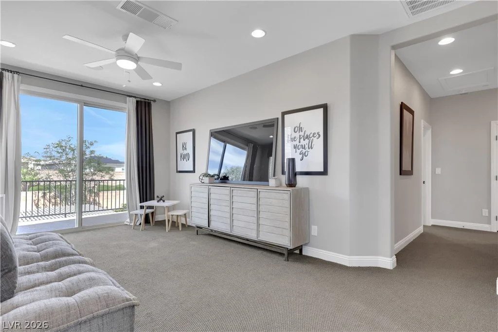8853 Highland Skye, Las Vegas, NV 89166